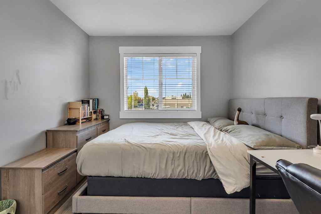 MLS® A2264462 - 7 West Coach Manor SW in West Springs Calgary, Residential