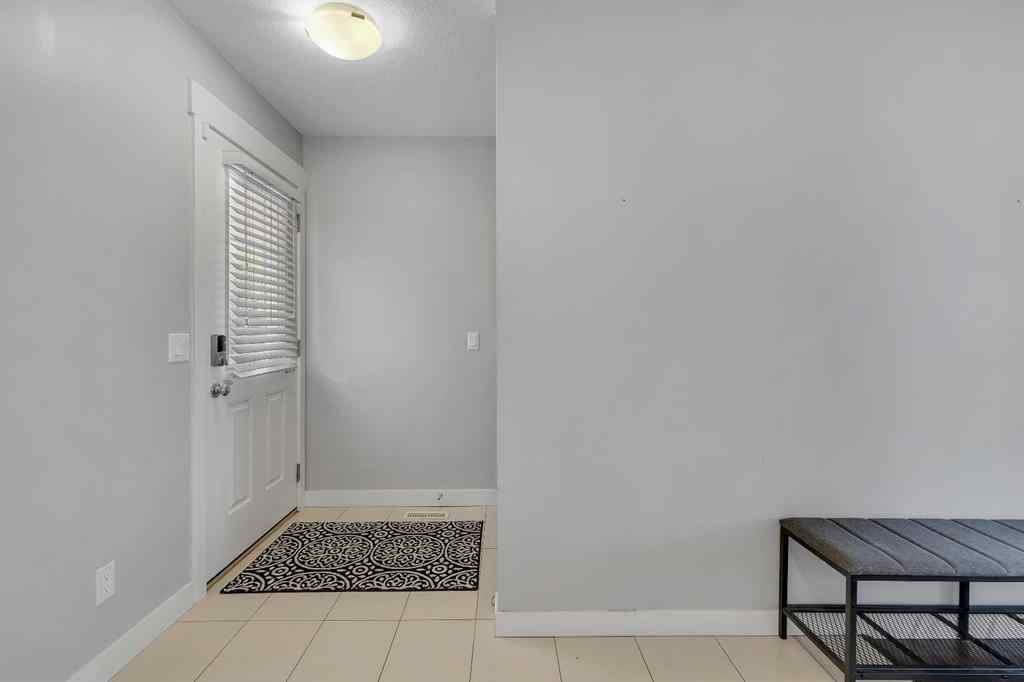 MLS® A2264462 - 7 West Coach Manor SW in West Springs Calgary, Residential