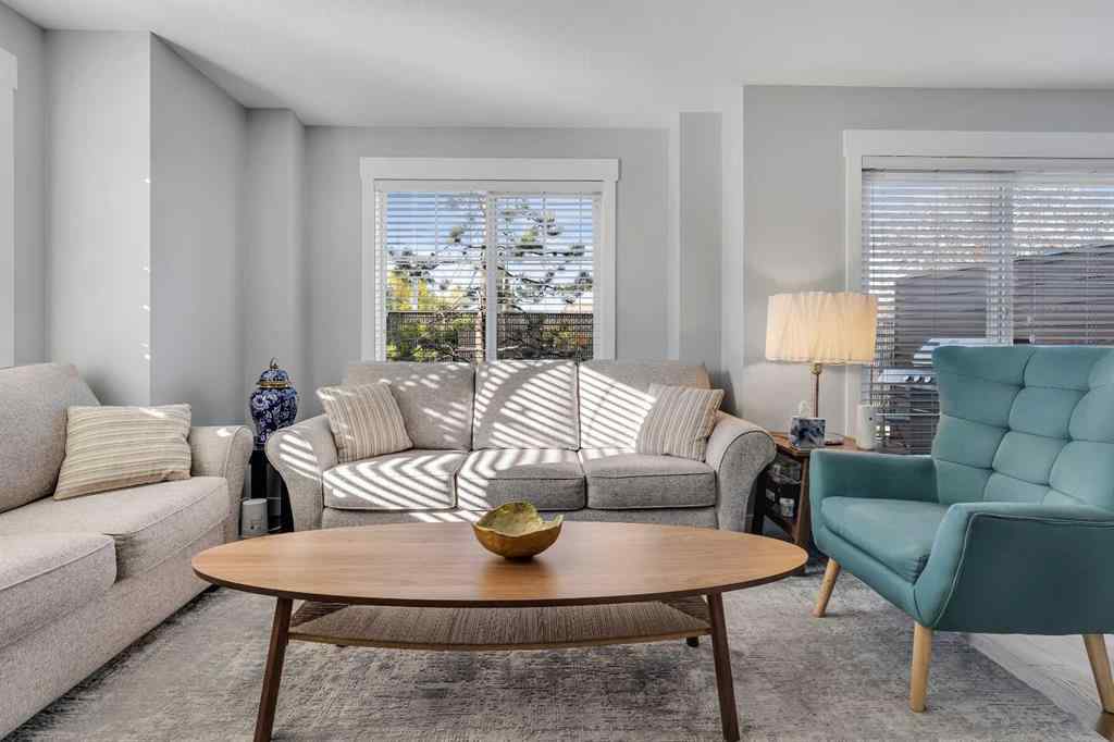 MLS® A2264462 - 7 West Coach Manor SW in West Springs Calgary, Residential