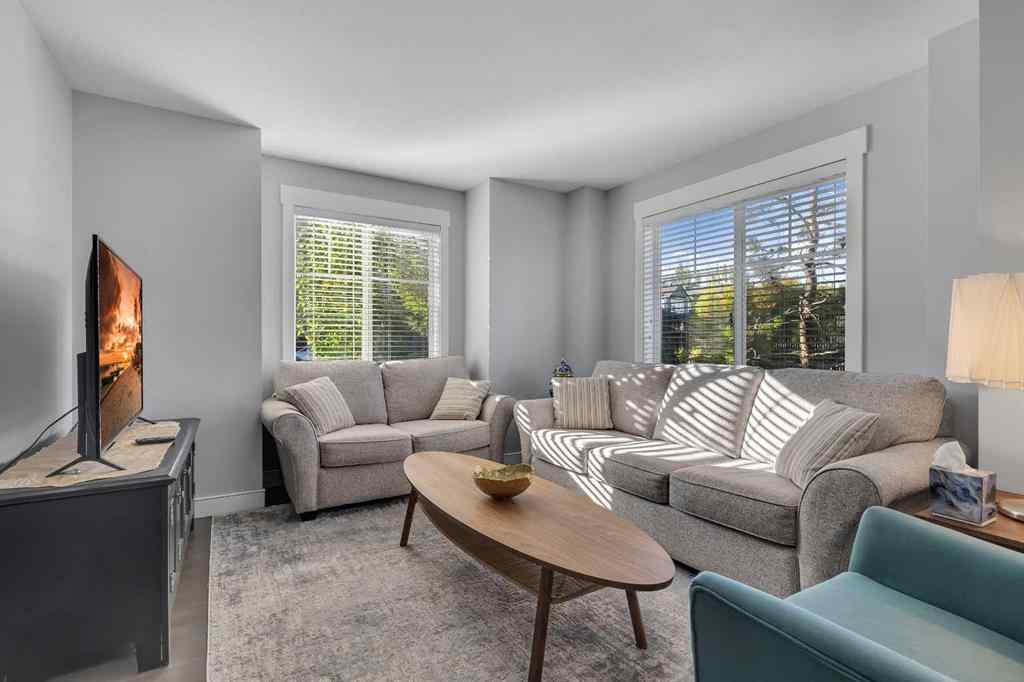 MLS® A2264462 - 7 West Coach Manor SW in West Springs Calgary, Residential