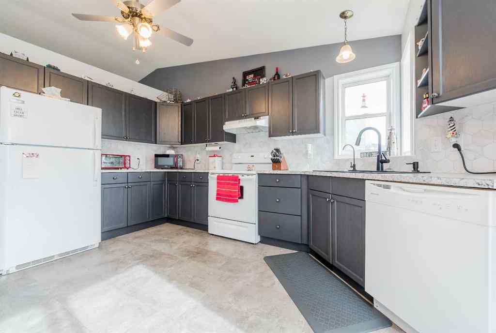 MLS® A2264465 - 10015 93 Avenue  in NONE Wembley, Residential