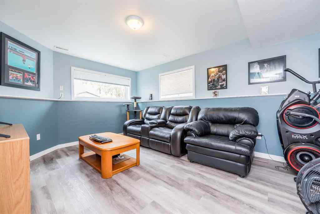 MLS® A2264465 - 10015 93 Avenue  in NONE Wembley, Residential