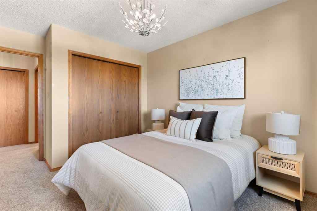 MLS® A2264466 - 12 Redwood Way SE in Ross Glen Medicine Hat, Residential