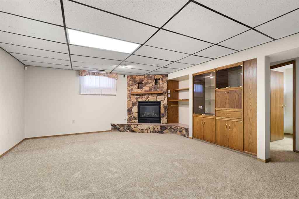 MLS® A2264466 - 12 Redwood Way SE in Ross Glen Medicine Hat, Residential