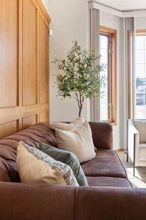 MLS® A2264466 - 12 Redwood Way SE in Ross Glen Medicine Hat, Residential