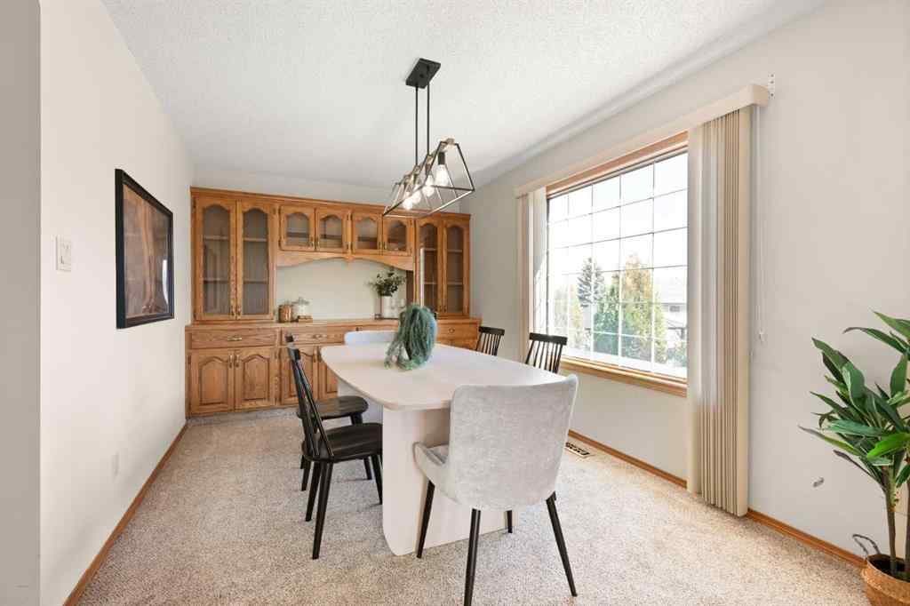 MLS® A2264466 - 12 Redwood Way SE in Ross Glen Medicine Hat, Residential