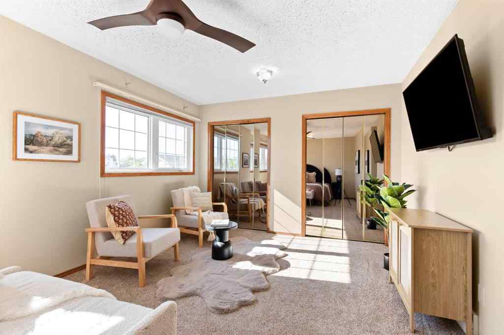 MLS® A2264466 - 12 Redwood Way SE in Ross Glen Medicine Hat, Residential