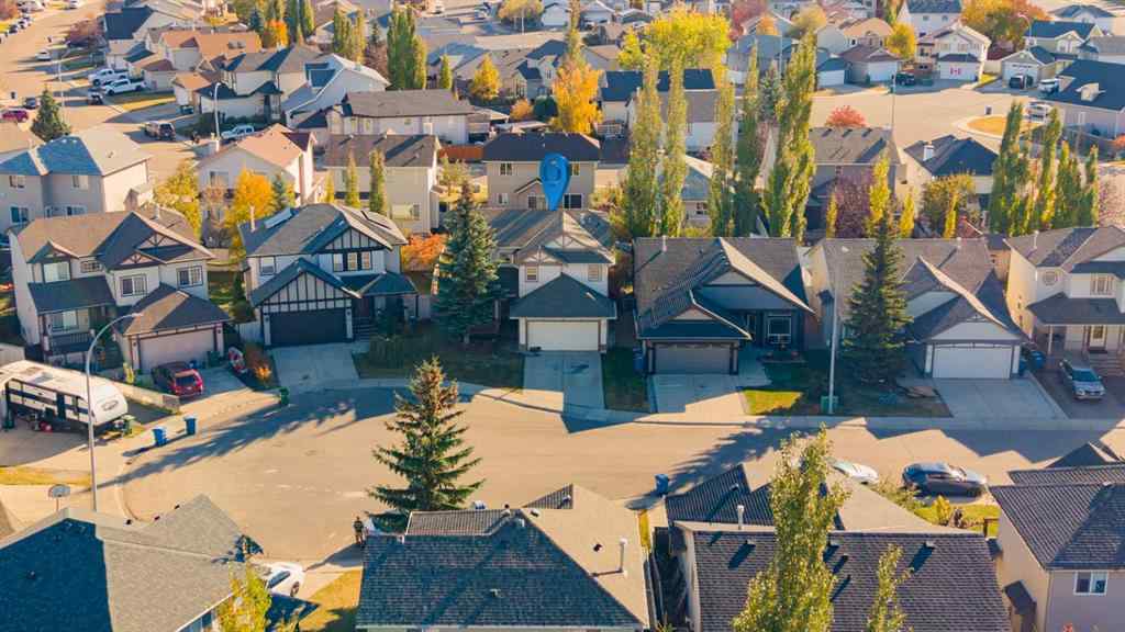 MLS® A2264468 - 316 Willowbrook Close NW in Willowbrook Airdrie, Residential