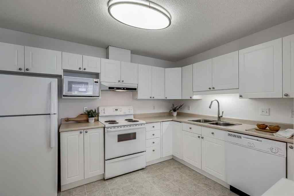 MLS® A2264471 - Unit #3205 3000 Sienna Park Green SW in Signal Hill Calgary, Residential