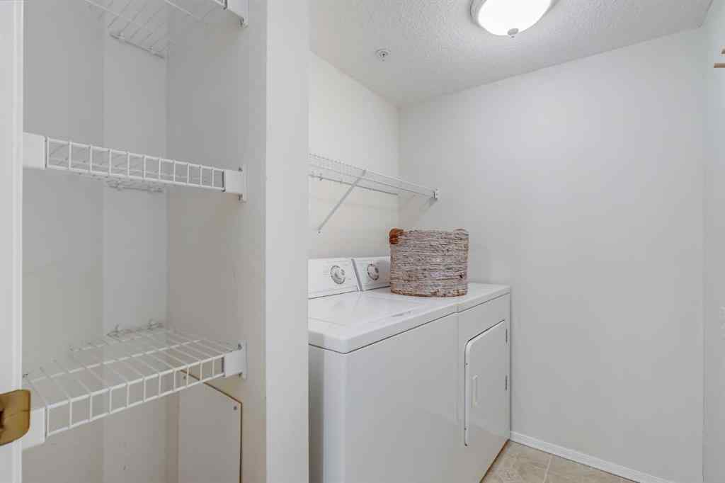 MLS® A2264471 - Unit #3205 3000 Sienna Park Green SW in Signal Hill Calgary, Residential