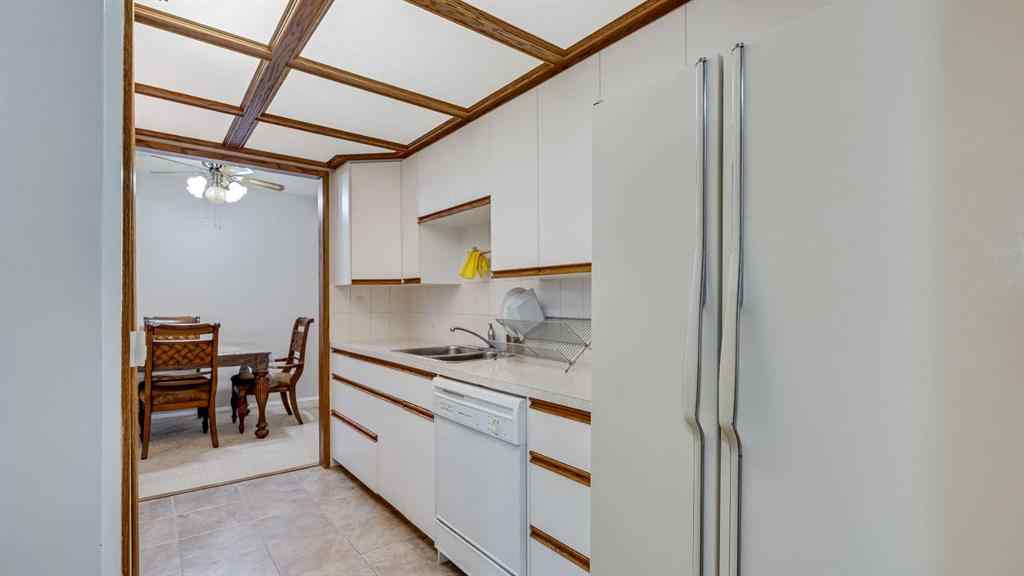 MLS® A2264472 - Unit #2208 4001B 49 Street NW in Varsity Calgary, Residential