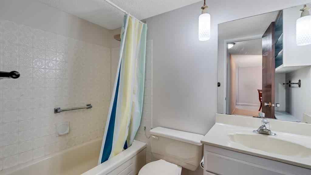 MLS® A2264472 - Unit #2208 4001B 49 Street NW in Varsity Calgary, Residential