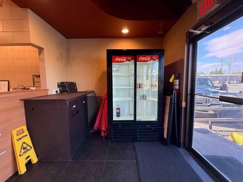 MLS® A2264475 - Unit #UNIT 4 101 SUNSET BLVD NW   in NONE Diamond Valley, Commercial