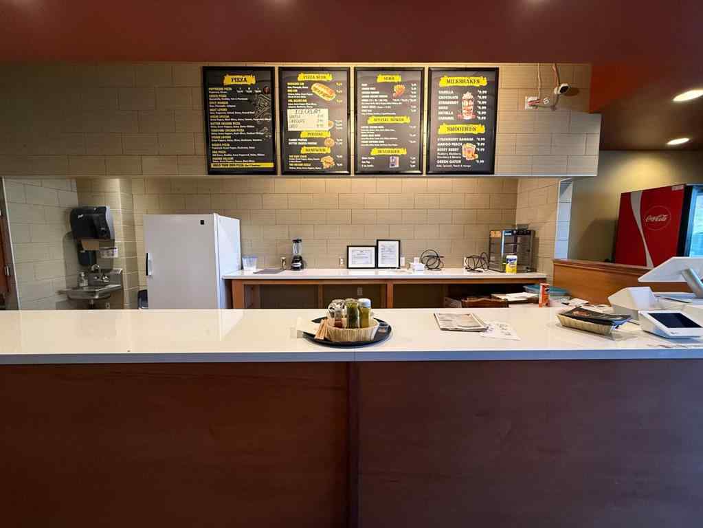 MLS® A2264475 - Unit #UNIT 4 101 SUNSET BLVD NW   in NONE Diamond Valley, Commercial