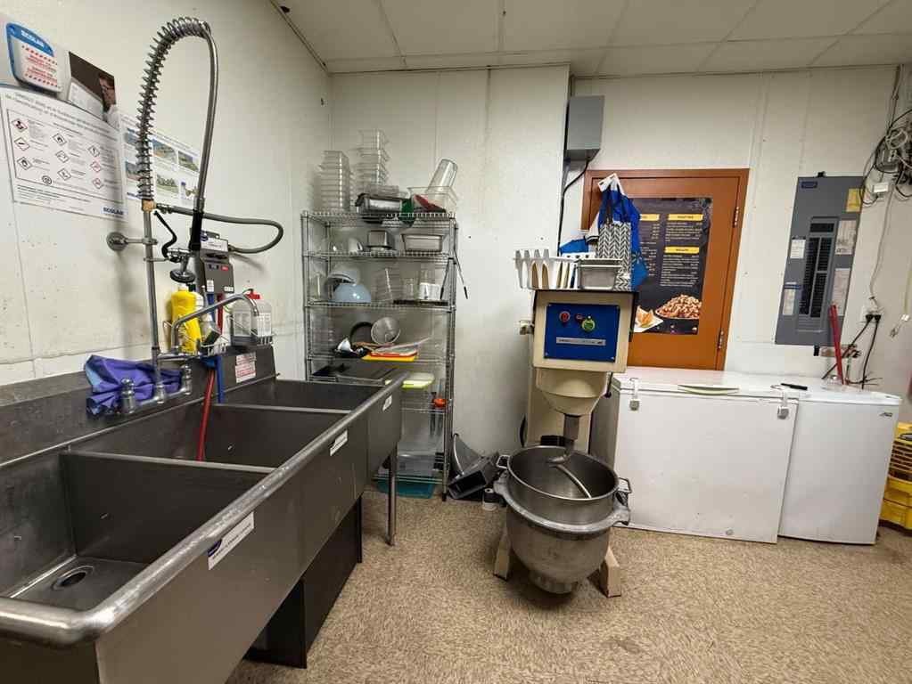 MLS® A2264475 - Unit #UNIT 4 101 SUNSET BLVD NW   in NONE Diamond Valley, Commercial