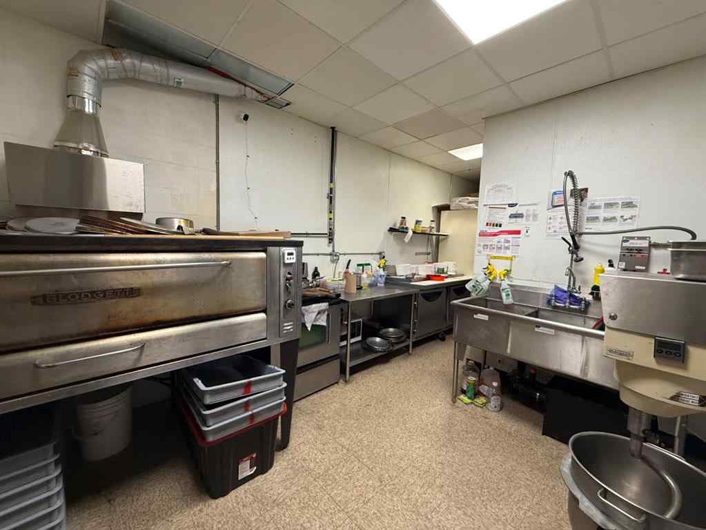 MLS® A2264475 - Unit #UNIT 4 101 SUNSET BLVD NW   in NONE Diamond Valley, Commercial