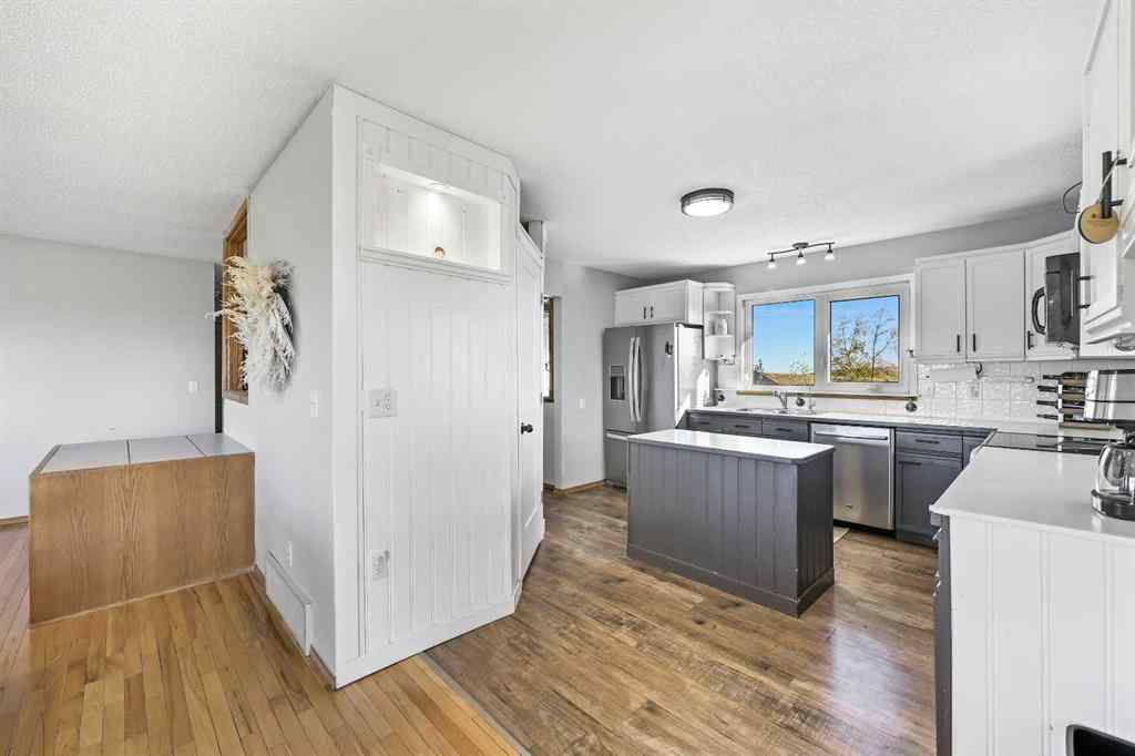 MLS® A2264476 - 64166 434 Avenue W in NONE Rural Foothills County, Residential