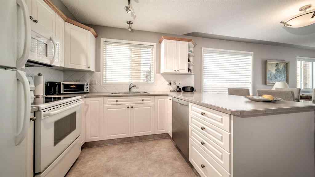 MLS® A2264480 - Unit #2206 7451 Springbank Boulevard SW in Springbank Hill Calgary, Residential