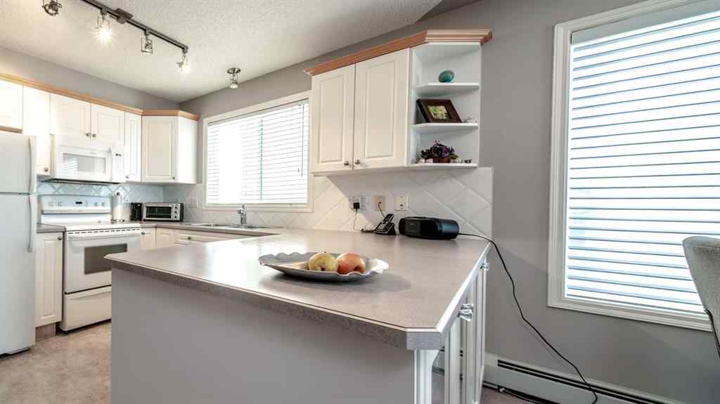 MLS® A2264480 - Unit #2206 7451 Springbank Boulevard SW in Springbank Hill Calgary, Residential