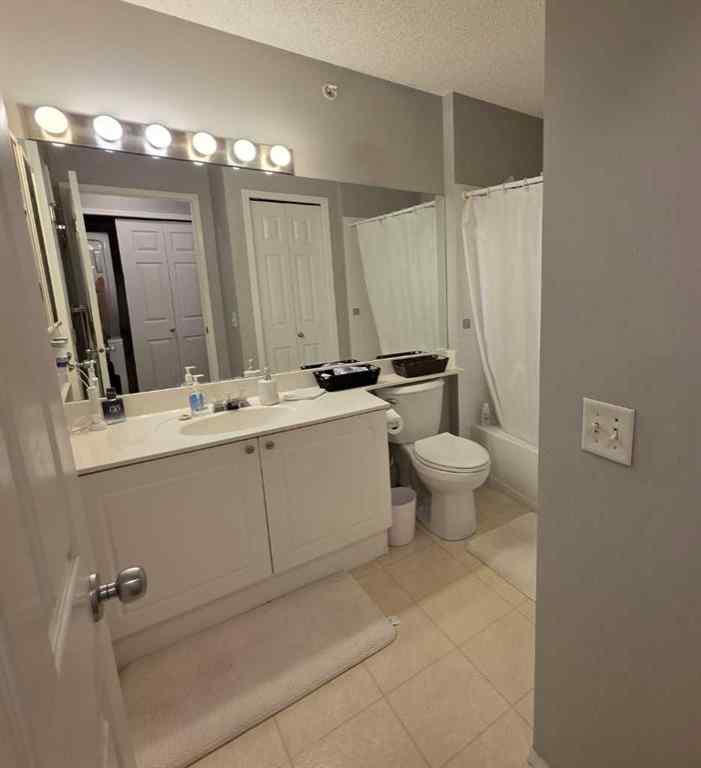 MLS® A2264481 - Unit #404 9 Country Village Bay NE in Country Hills Village Calgary, Residential