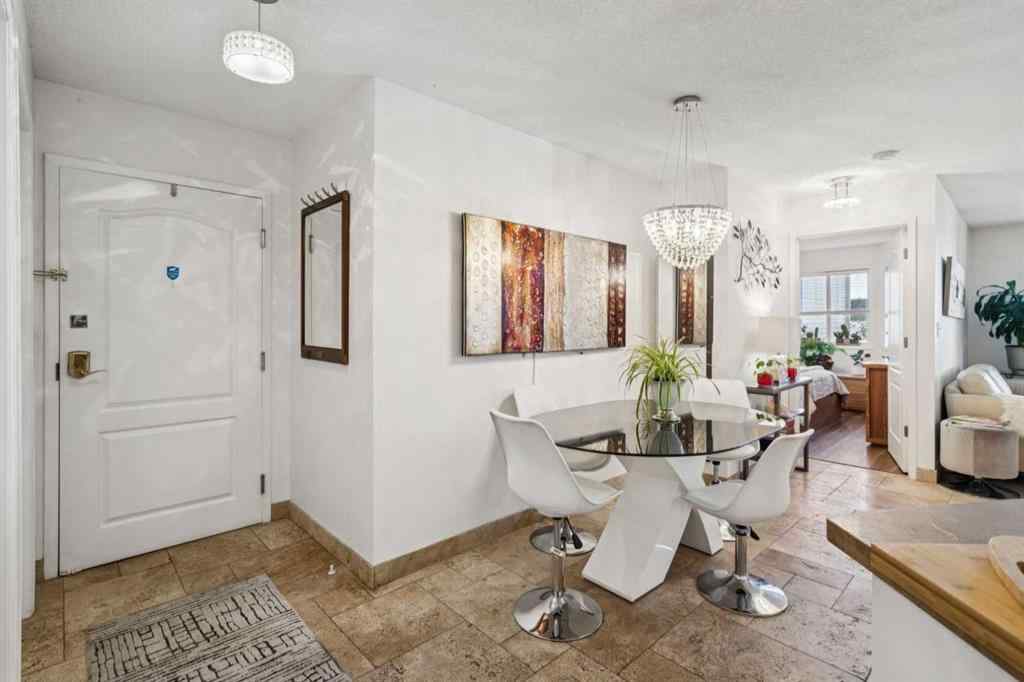 MLS® A2264482 - Unit #204 30 Sierra Morena Mews SW in Signal Hill Calgary, Residential