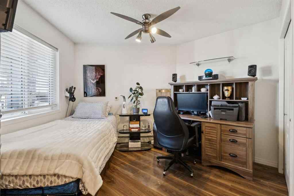 MLS® A2264482 - Unit #204 30 Sierra Morena Mews SW in Signal Hill Calgary, Residential