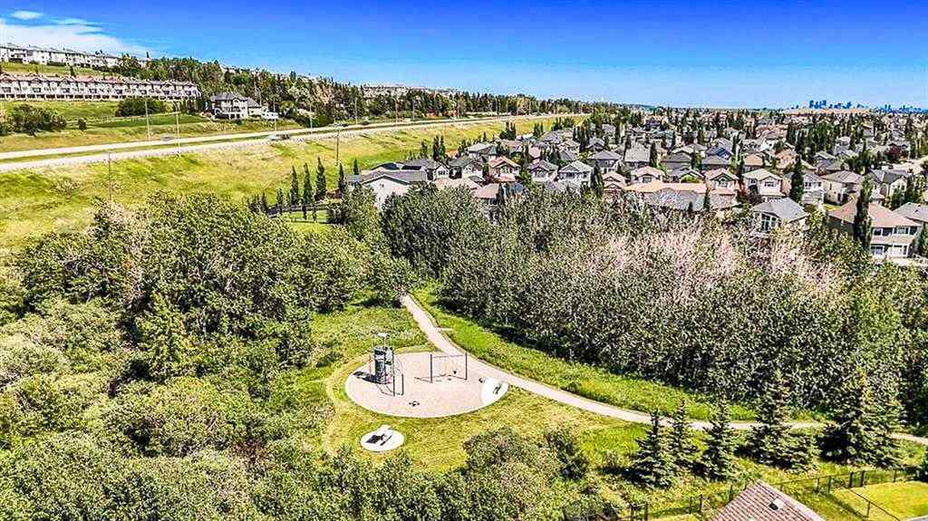 MLS® A2264484 - 79 Tuscany Summit Bay NW in Tuscany Calgary, Residential