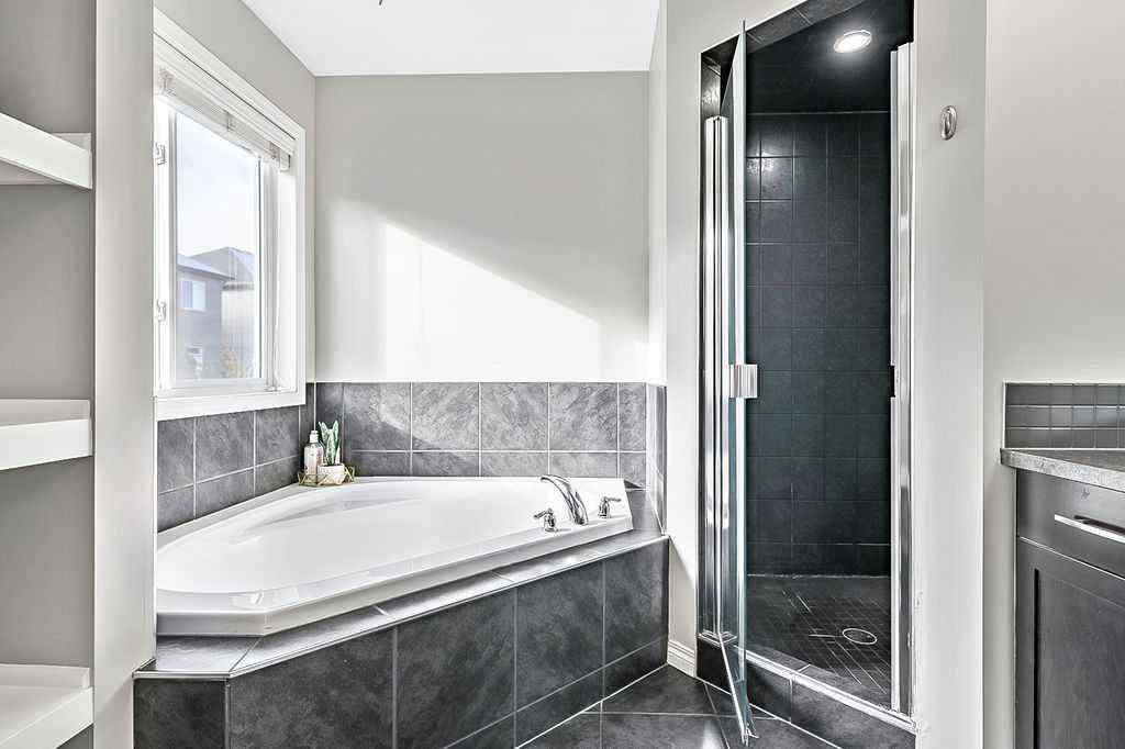 MLS® A2264485 - 2930 Chinook Winds Drive SW in Windsong Airdrie, Residential