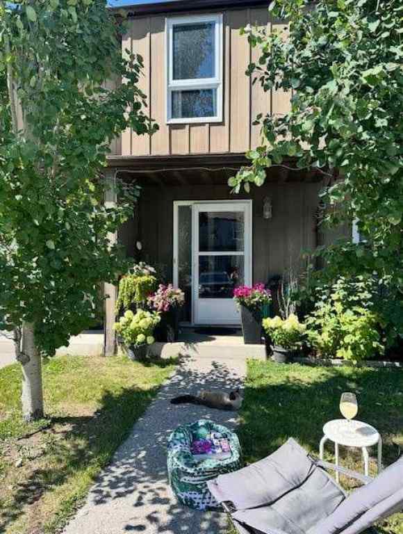 MLS® A2264487 - Unit #338 457 COLLINGE Road  in Hillcrest Hinton, Residential