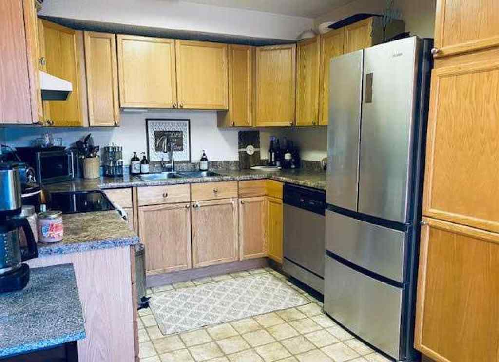 MLS® A2264487 - Unit #338 457 COLLINGE Road  in Hillcrest Hinton, Residential