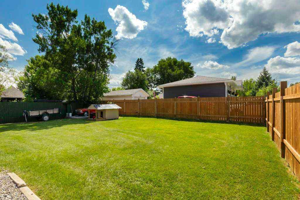MLS® A2264489 - 5223 3 Street W in NONE Claresholm, Residential