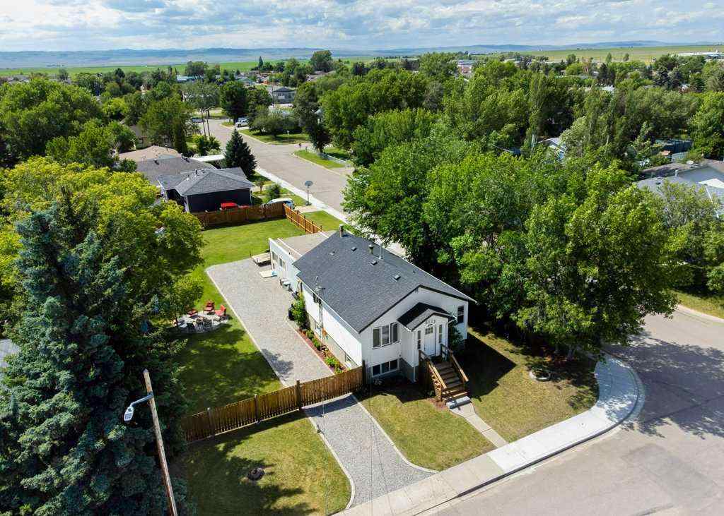 MLS® A2264489 - 5223 3 Street W in NONE Claresholm, Residential