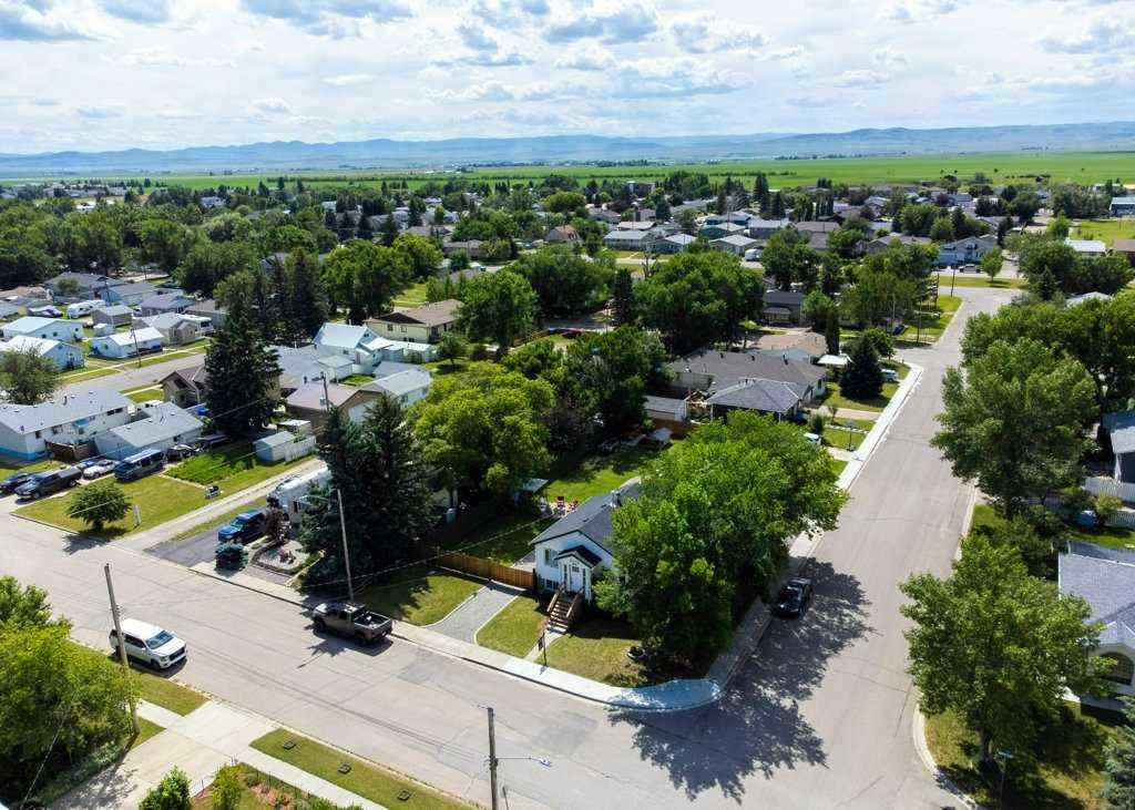 MLS® A2264489 - 5223 3 Street W in NONE Claresholm, Residential