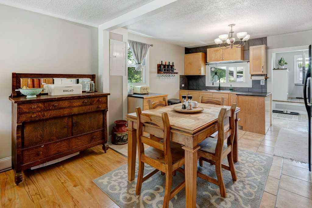 MLS® A2264489 - 5223 3 Street W in NONE Claresholm, Residential