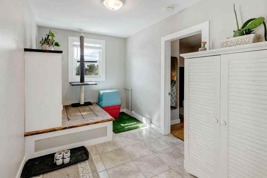 MLS® A2264489 - 5223 3 Street W in NONE Claresholm, Residential