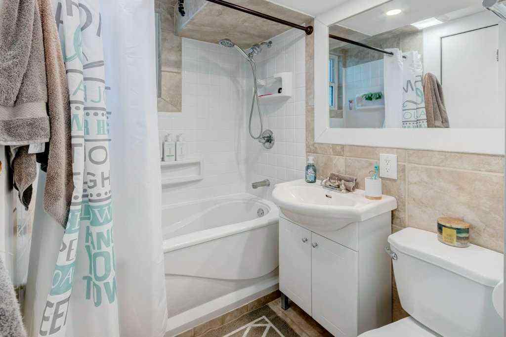 MLS® A2264489 - 5223 3 Street W in NONE Claresholm, Residential