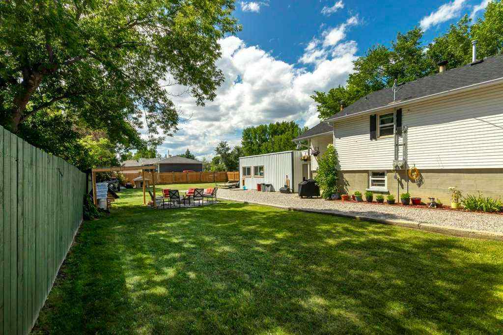 MLS® A2264489 - 5223 3 Street W in NONE Claresholm, Residential