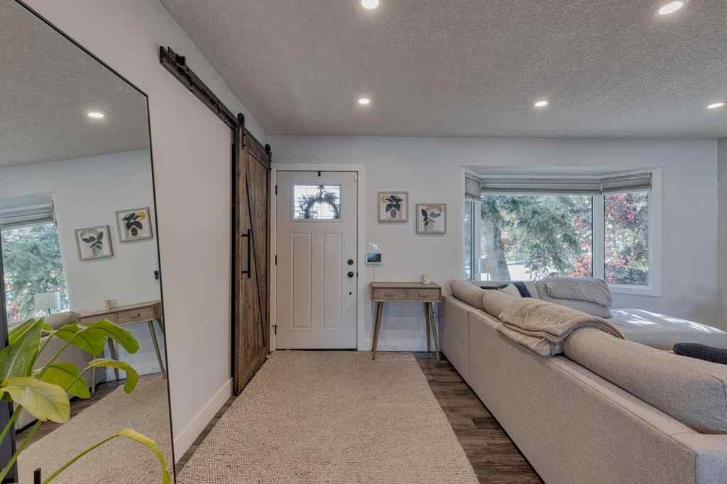 MLS® A2264492 - 708 Sherman Avenue SW in Southwood Calgary, Residential