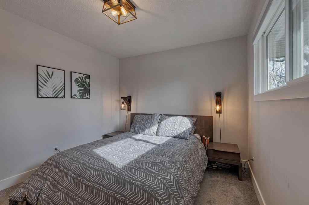 MLS® A2264492 - 708 Sherman Avenue SW in Southwood Calgary, Residential