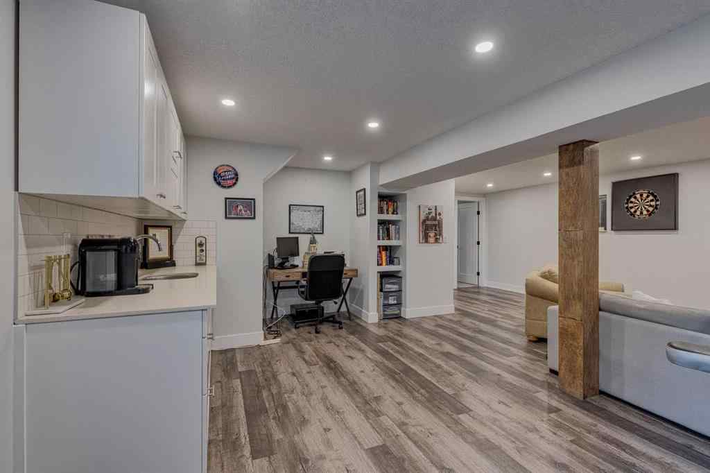 MLS® A2264492 - 708 Sherman Avenue SW in Southwood Calgary, Residential