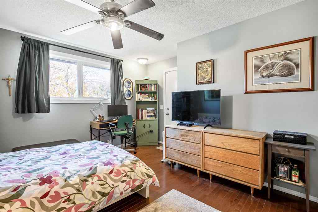 MLS® A2264496 - Unit #2 1055 72 Avenue NW in Huntington Hills Calgary, Residential