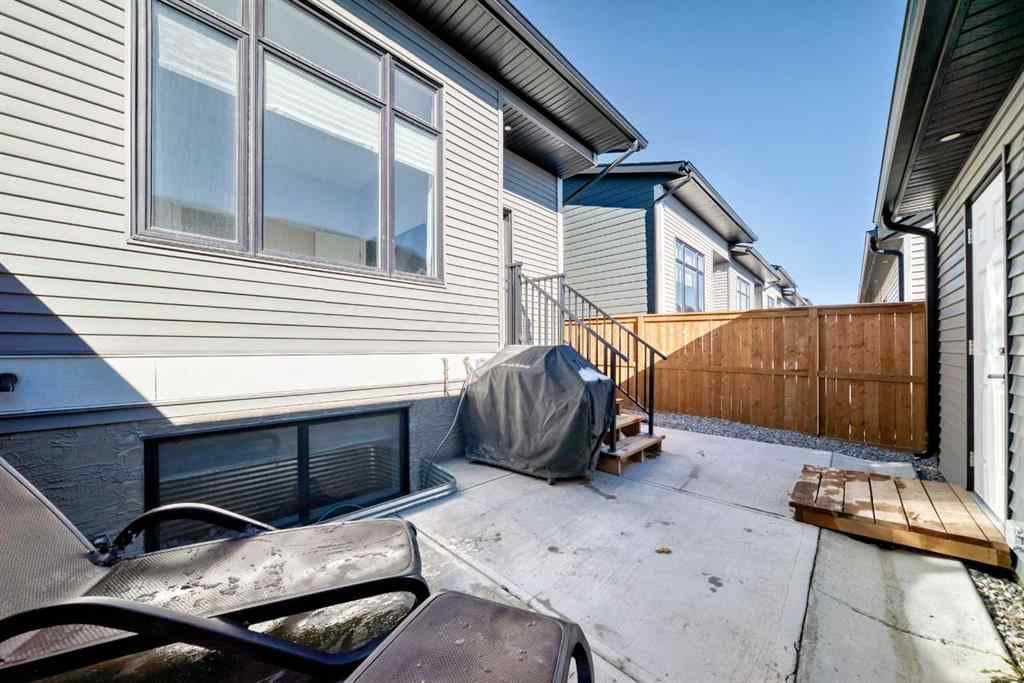 MLS® A2264498 - 86 Wolf Crescent  in Wedderburn Okotoks, Residential