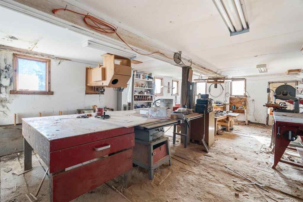 MLS® A2264499 - 24064 Meadow Drive  in Bearspaw_Calg Rural Rocky View County, Residential