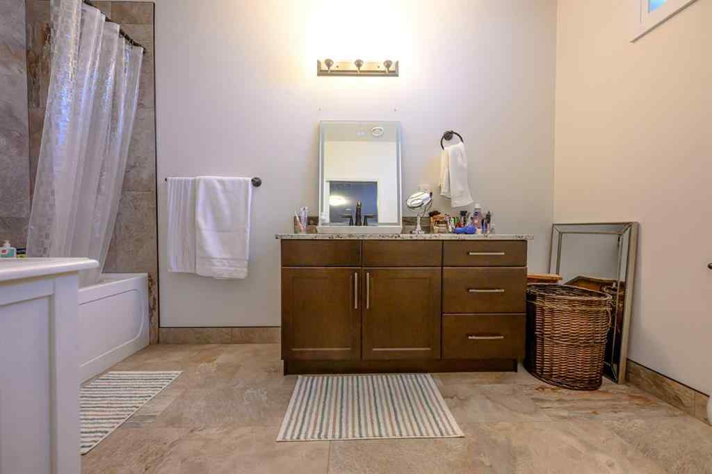 MLS® A2264500 - 11210 Belgrave Road  in Carriage Lane Estates Rural Grande Prairie No. 1, County of, Residential