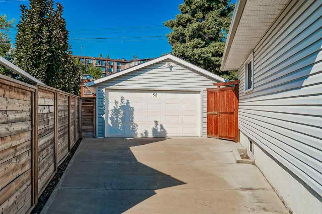 MLS® A2264506 - 52 Hogarth Crescent SW in Haysboro Calgary, Residential