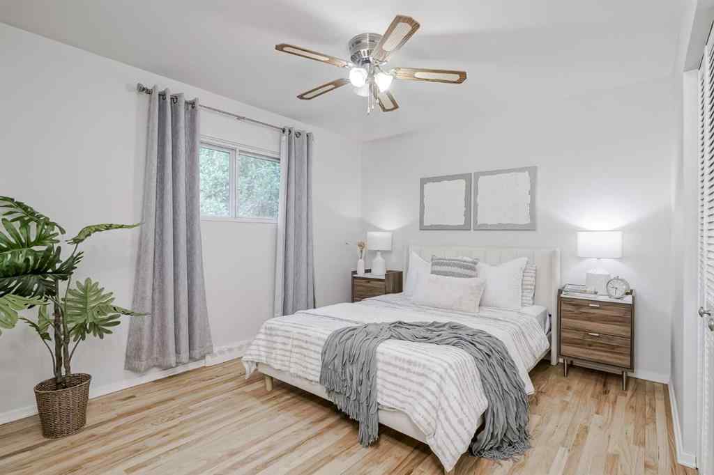 MLS® A2264506 - 52 Hogarth Crescent SW in Haysboro Calgary, Residential