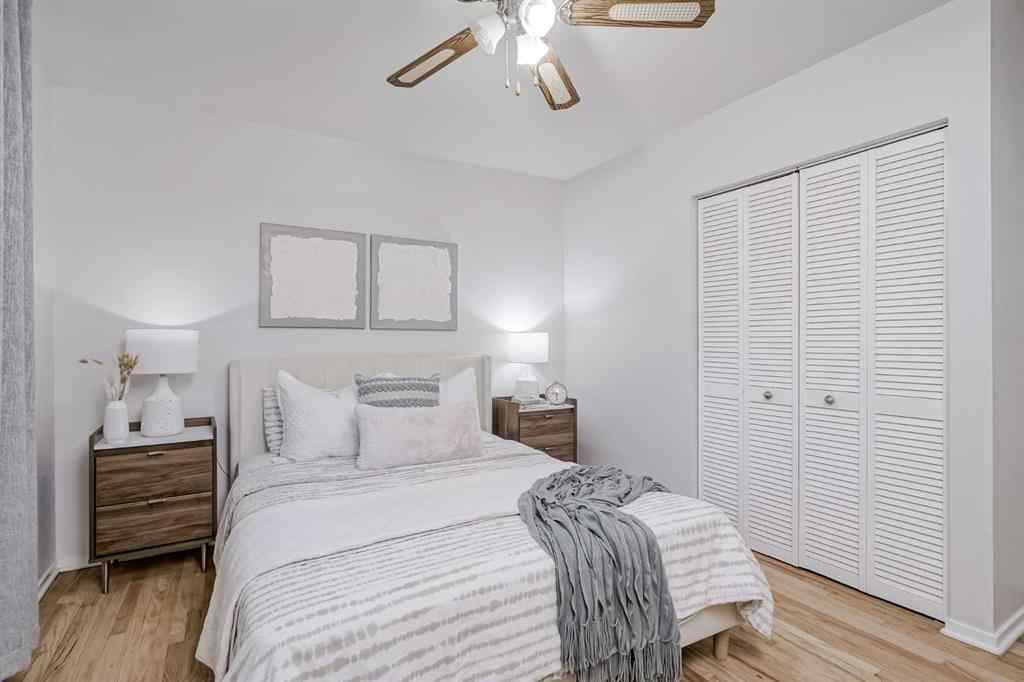 MLS® A2264506 - 52 Hogarth Crescent SW in Haysboro Calgary, Residential