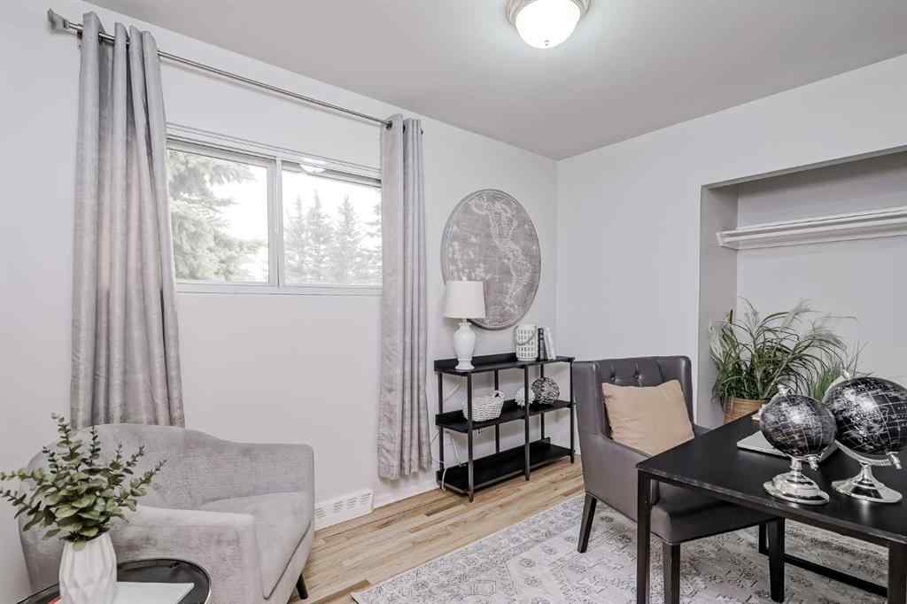 MLS® A2264506 - 52 Hogarth Crescent SW in Haysboro Calgary, Residential