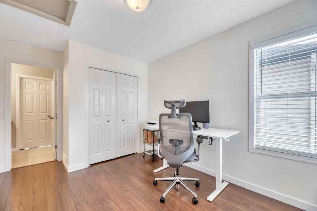 MLS® A2264507 - 84 Evermeadow Manor SW in Evergreen Calgary, Residential