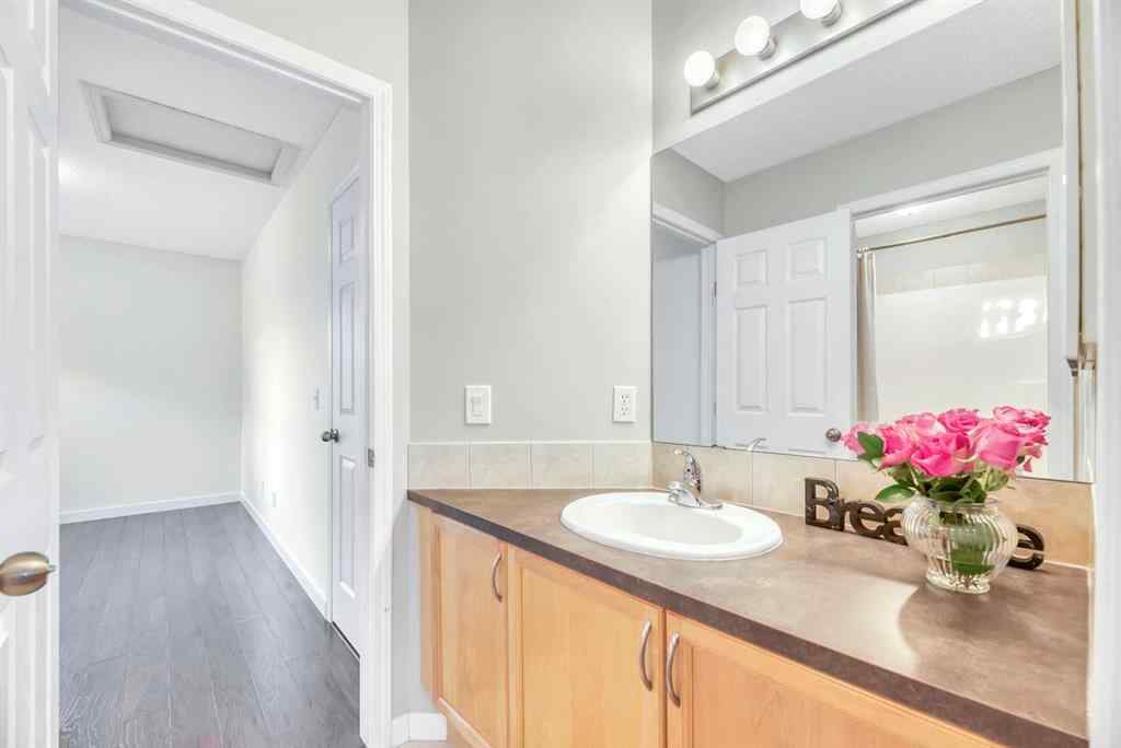 MLS® A2264507 - 84 Evermeadow Manor SW in Evergreen Calgary, Residential